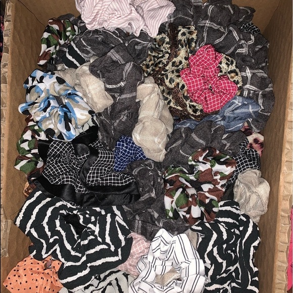 Random Assorted 25 Hair Tie Scrunchies Mixed Lot - Picture 14 of 14